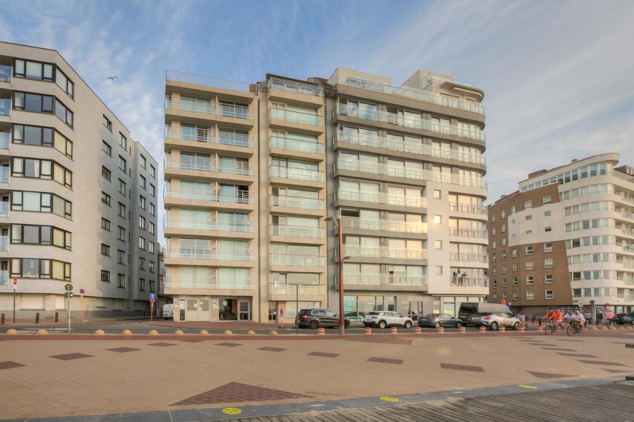 Appartementen Op De Zeedijk In Knokke Op De 3E En 4E Verdieping Van Logie Marie Bagian luar foto